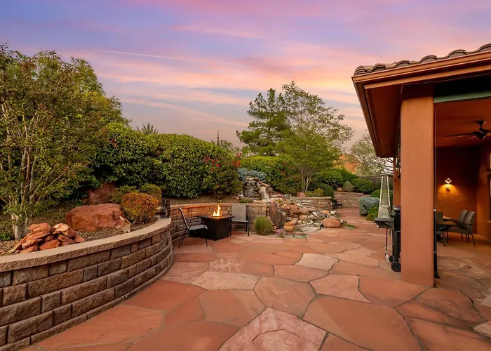 Rooftop Hot Tub Epic Red Rock Views Sedona